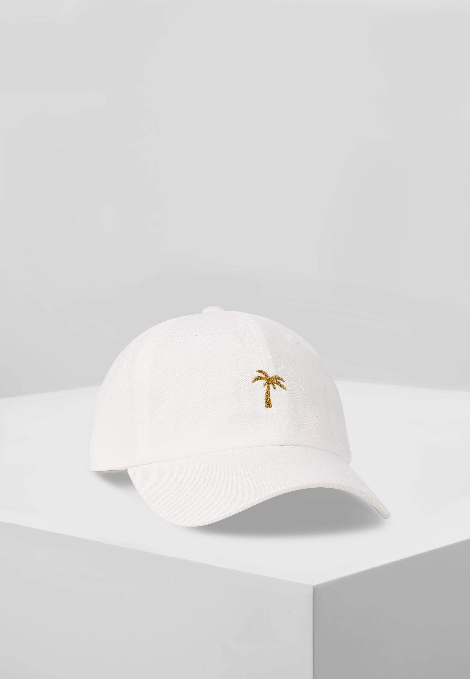 PALM d'Or HAT IN WHITE